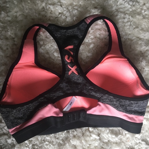 3/$15 Victoria’s Secret Sport Sports Bra - Picture 2 of 3